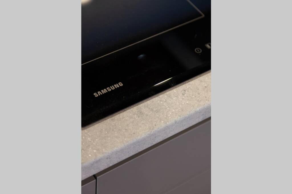 Lazzi - A.C. - Wi-Fi - Flexyrent Apartment Milano Eksteriør bilde